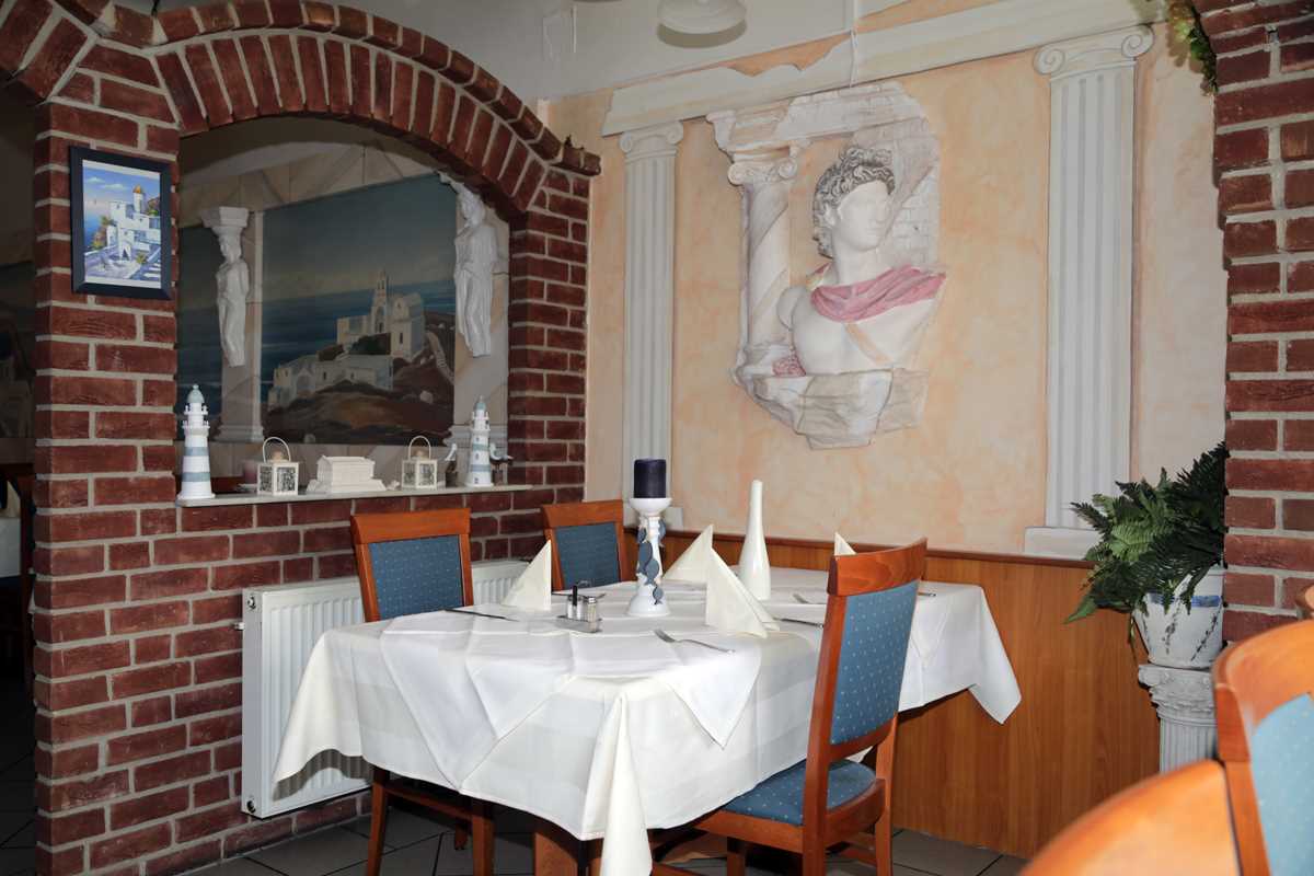 Restaurant11