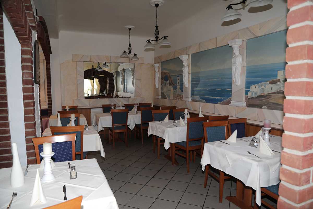Restaurant12